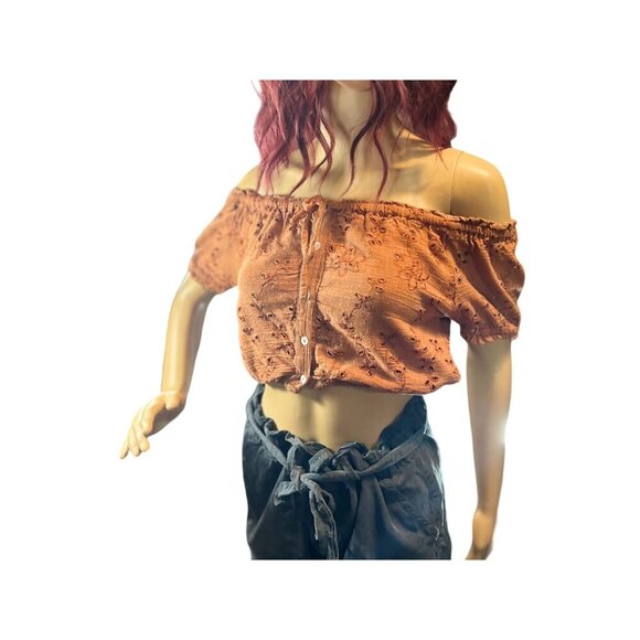 (6 for $25) Saffron Off the Shoulder Cropped Eyelet Top Size XS - Picture 2 of 5